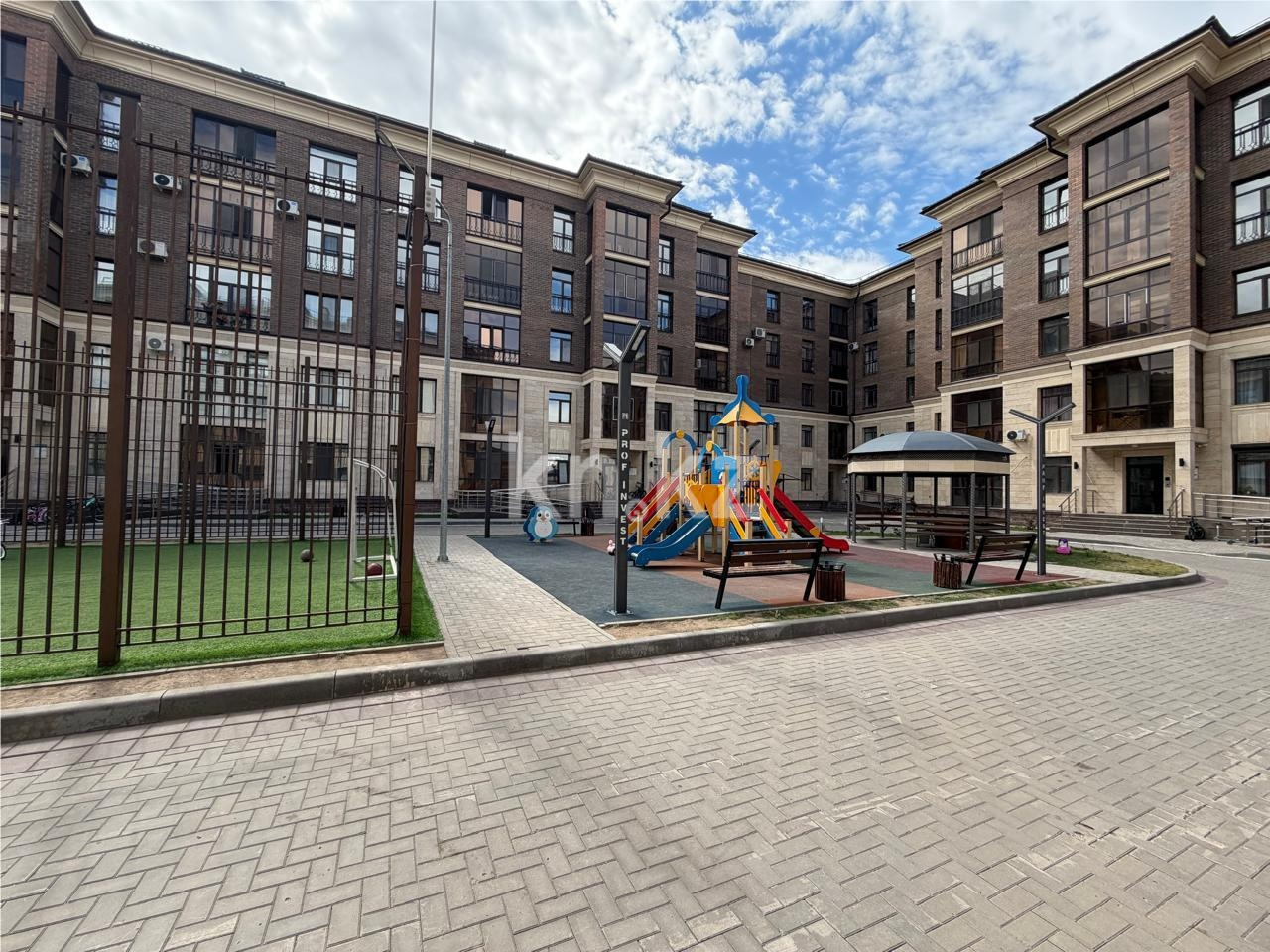 Продажа 4-комнатной квартиры, 118 м² - Продажа недвижимости в Караганде - страница 5 фото 1 из 16