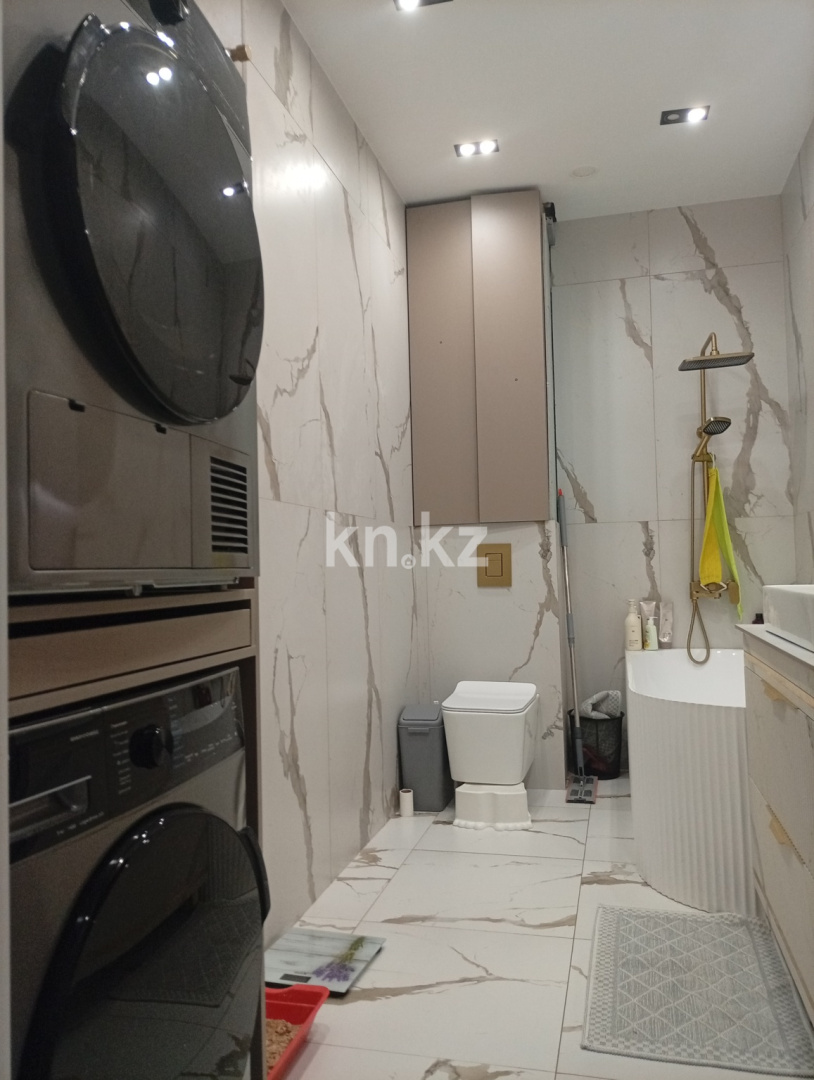 Продажа 2-комнатной квартиры, 65 м² в Алматы - фото 7
