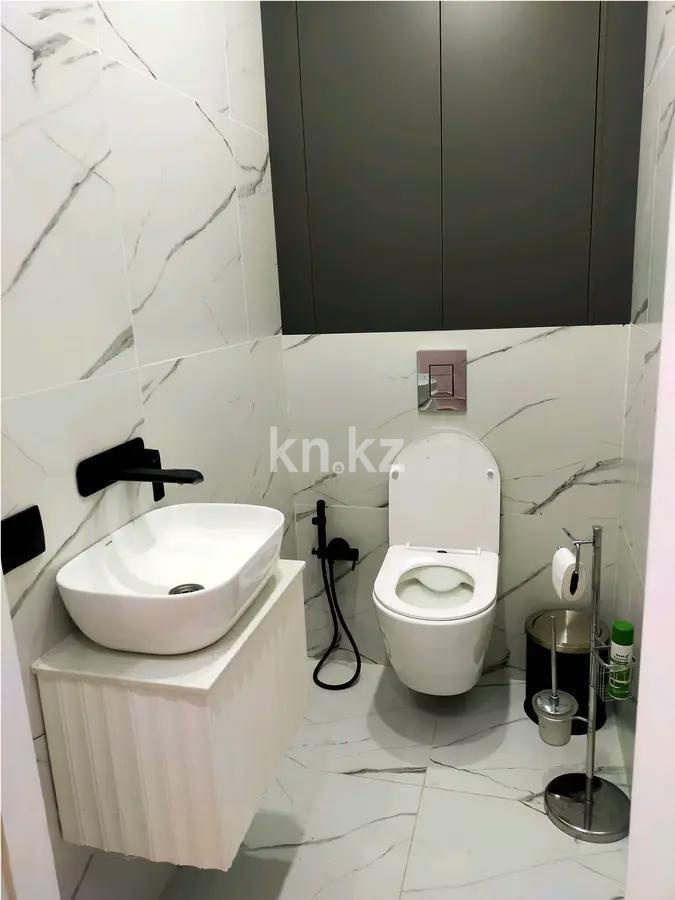 Продажа 3-комнатной квартиры, 70 м², пр. Сейфуллина, дом  51 в Алматы - фото 4