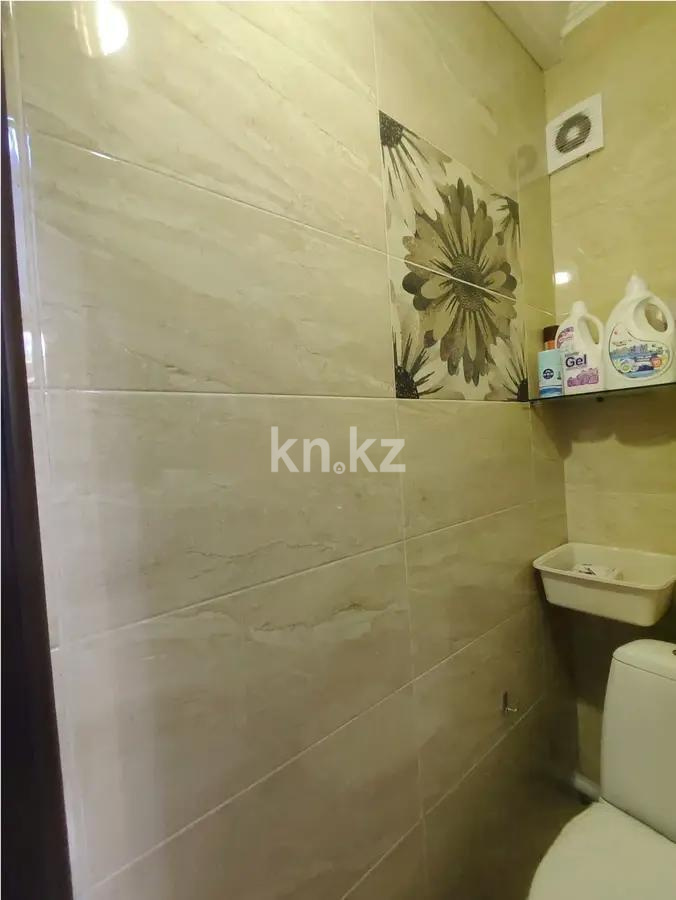 Продажа 3-комнатной квартиры, 64 м², ул. Жандосова, дом  164 в Алматы - фото 6