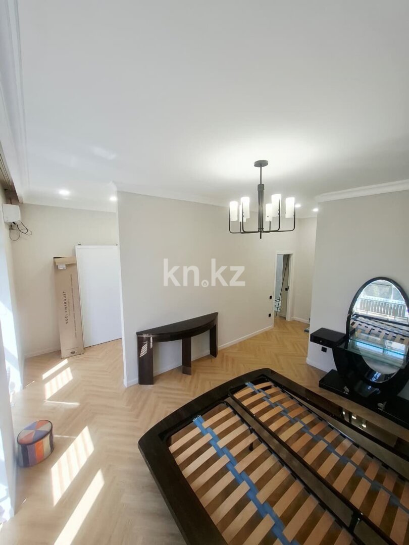 Продажа 4-комнатной квартиры, 142 м² в Алматы