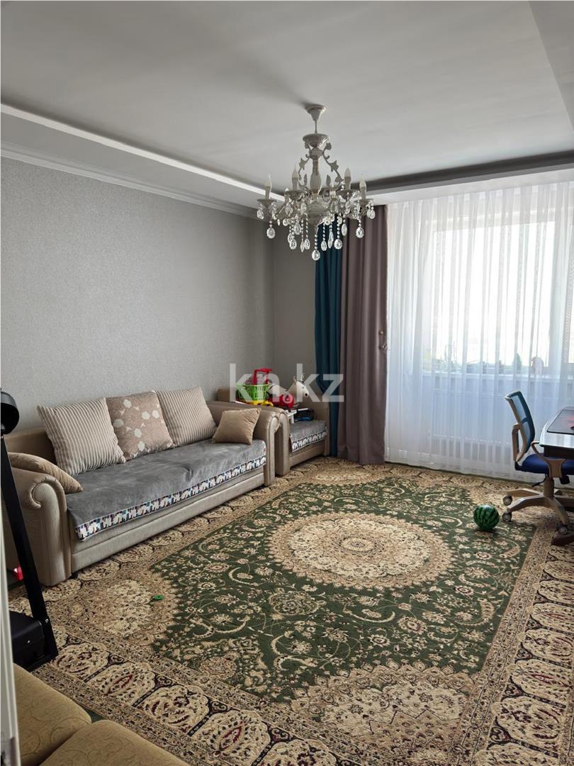 Продажа 2-комнатной квартиры, 62 м², ул. Момышулы - Продажа  однокомнатных, двухкомнатных, трехкомнатных квартир в Караганде фото 1 из 10