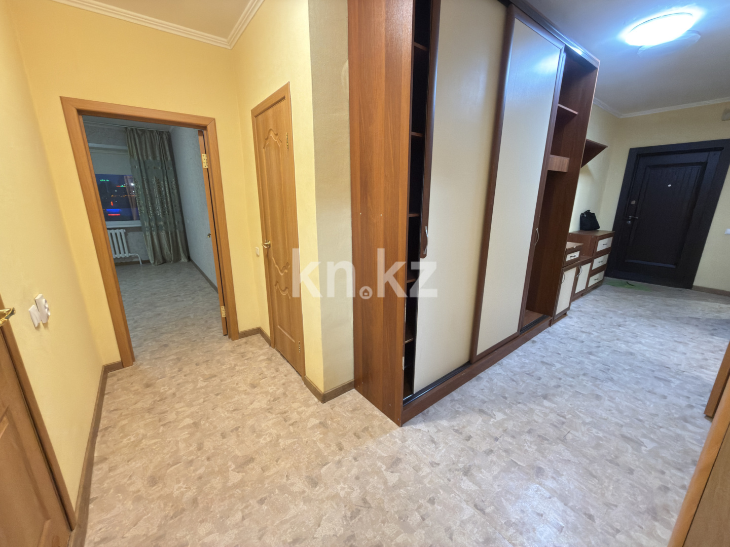 Продажа 4-комнатной квартиры, 92 м² - Недвижимость в Караганде - страница 5 фото 16 из 23