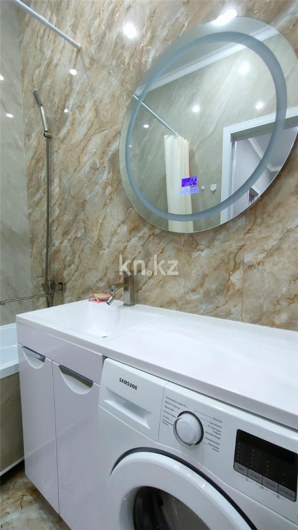 Продажа 2-комнатной квартиры, 60 м², ул. Муканова - Продажа  двухкомнатных квартир в Караганде фото 14 из 23