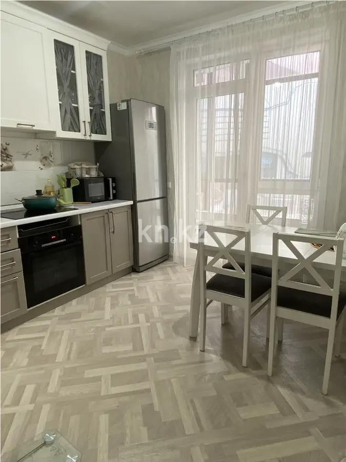 Продажа 1-комнатной квартиры, 38 м², ул. Орынбор, дом  12 в Астане - фото 3