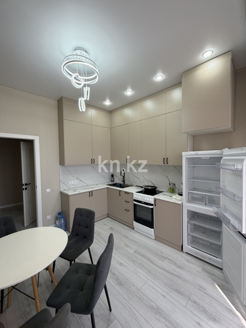 Аренда 2-комнатной квартиры, 70 м² - Аренда двухкомнатных квартир помесячно в Караганде фото 3 из 21