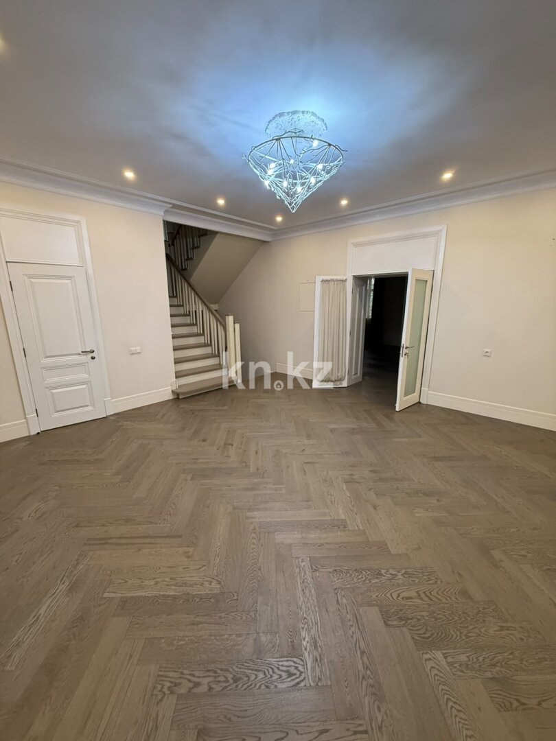 Продажа 6-комнатного дома, 550 м² в Караганде - фото 13