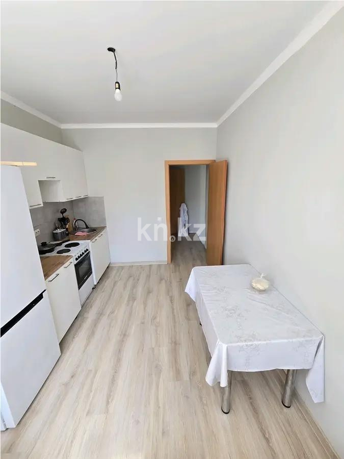 Продажа 1-комнатной квартиры, 40 м², ул. Кордай, дом  99 - Продажа  однокомнатных квартир в Астане без посредников с фото фото 1 из 3