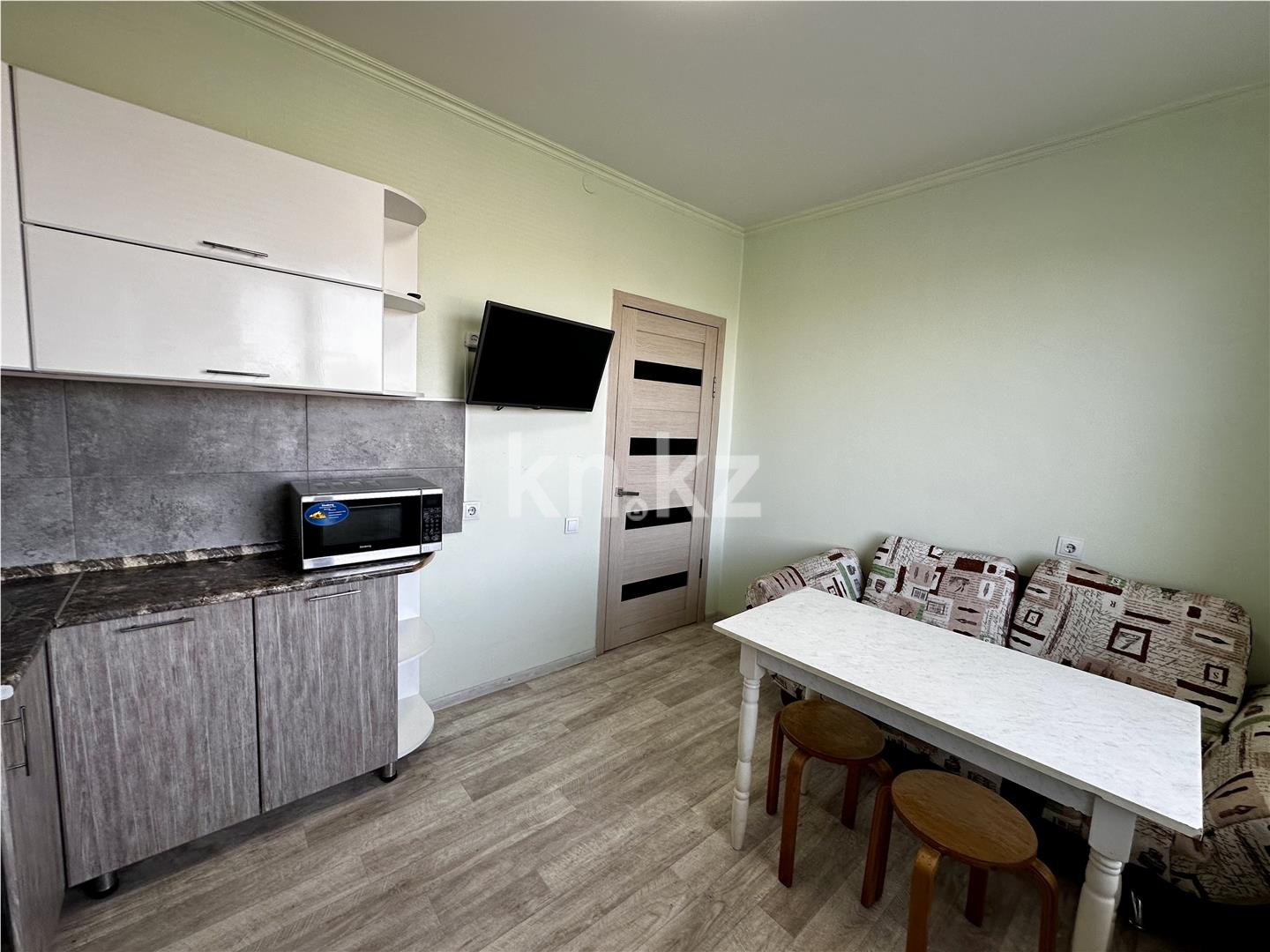 Продажа 1-комнатной квартиры, 52 м², пр. Республики - Продажа  однокомнатных квартир в Караганде фото 10 из 17