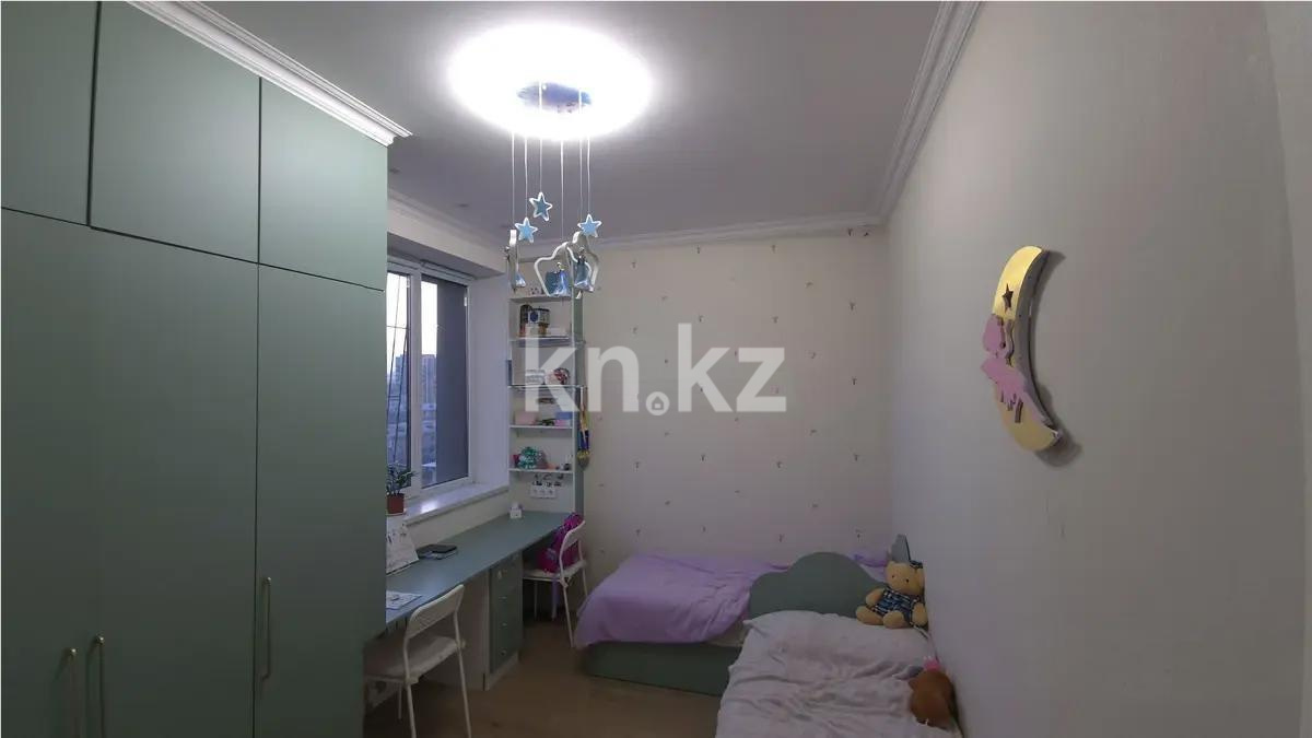 Продажа 4-комнатной квартиры, 102 м², пр. Абая, дом  164 в Алматы - фото 2