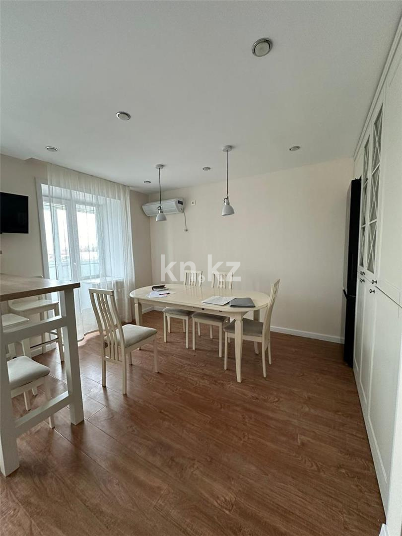 Продажа 4-комнатной квартиры, 180 м², пр. Н. Абдирова - Продажа  четырехкомнатных квартир в Караганде фото 2 из 17