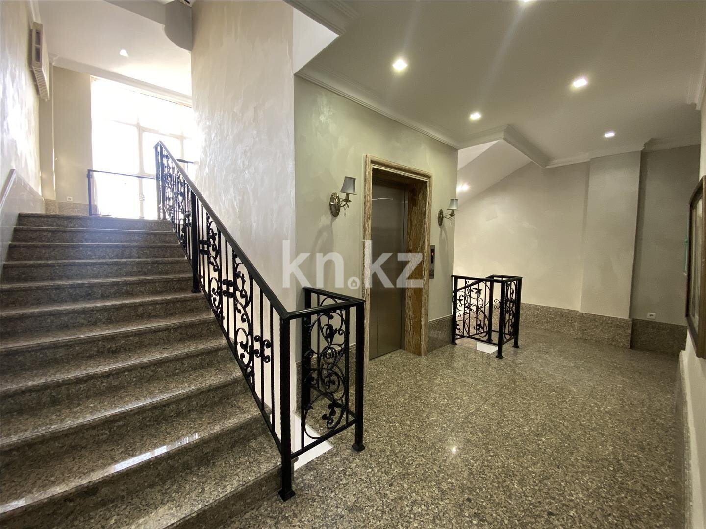 Продажа 3-комнатной квартиры, 131.8 м² в Астане - фото 23