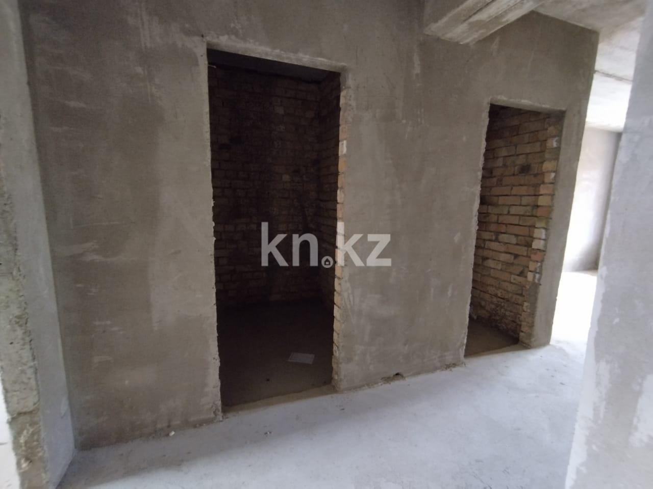 Продажа 3-комнатной квартиры, 86 м², ул. Академическая, дом  9/10 блок 1 в Караганде - фото 10