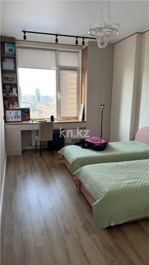 Продажа 4-комнатной квартиры, 100 м², ул. Достык, дом  8 - Продажа квартир в Астане с фото фото 5 из 8