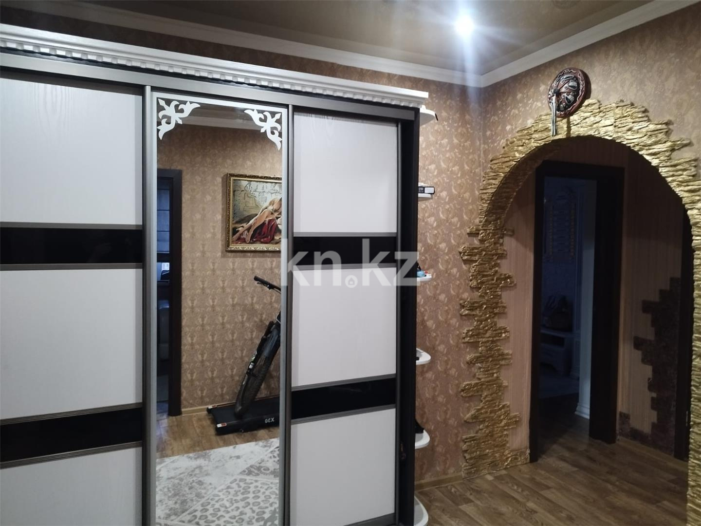 Продажа 3-комнатной квартиры, 64 м², пр. Шахтеров, дом  9 в Караганде - фото 14