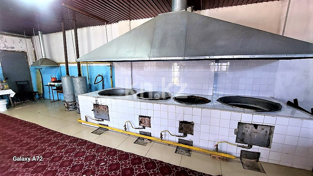 Продажа , 1622 м², Сайрам мкр-н, дом  1111 - Продажа квартир в Шымкенте фото 15 из 31