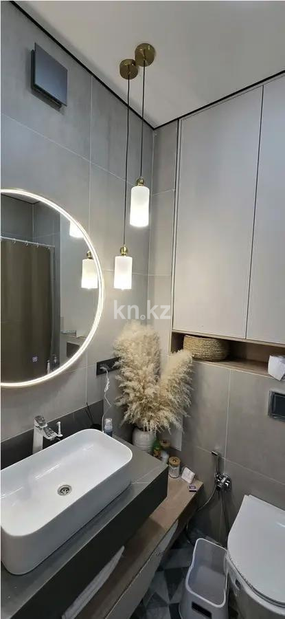 Продажа 3-комнатной квартиры, 95 м², ул. Нажимеденова, дом  28 в Астане - фото 6