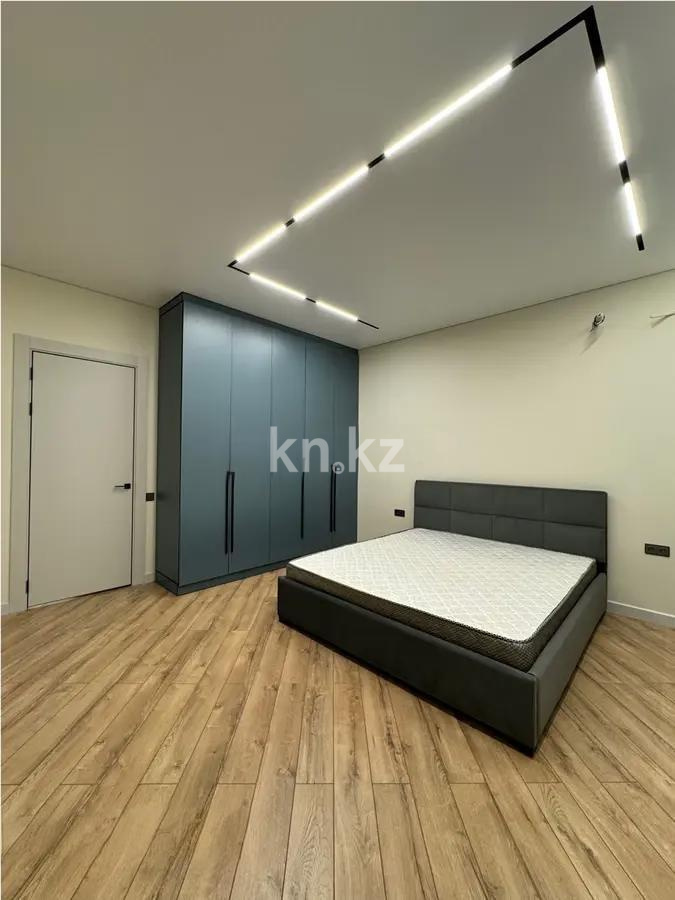 Продажа 3-комнатной квартиры, 85.6 м², ул. Розыбакиева, дом  197/2 в Алматы