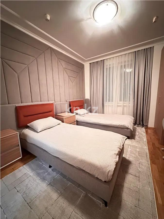 Продажа 3-комнатной квартиры, 140 м², пр. Кабанбай батыра, дом  2/7 - Продажа  трехкомнатных квартир в Астане без посредников фото 3 из 5
