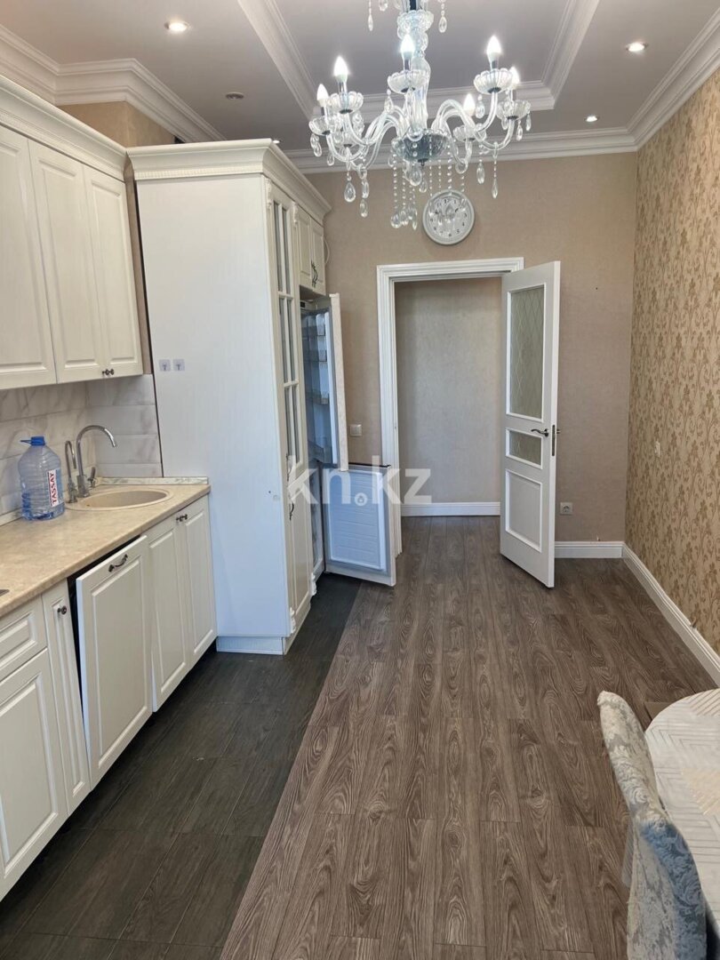 Аренда 3-комнатной квартиры, 125 м² в Астане