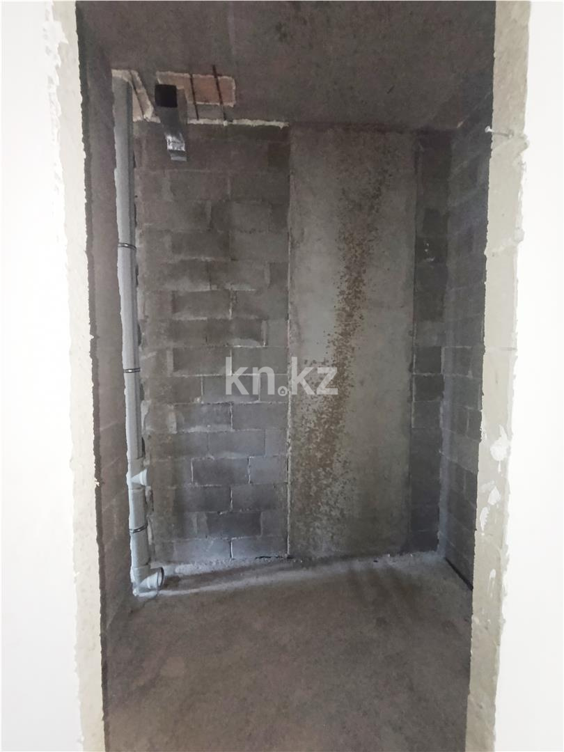 Продажа 3-комнатной квартиры, 87 м², пр. Республики, дом  23/2 в Караганде - фото 10