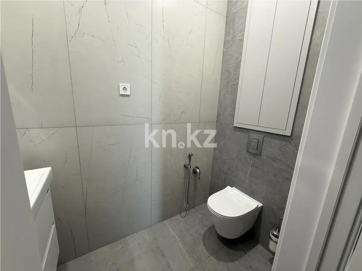 Продажа 4-комнатной квартиры, 136.8 м², ул. Токпанова, дом  8 в Астане - фото 5