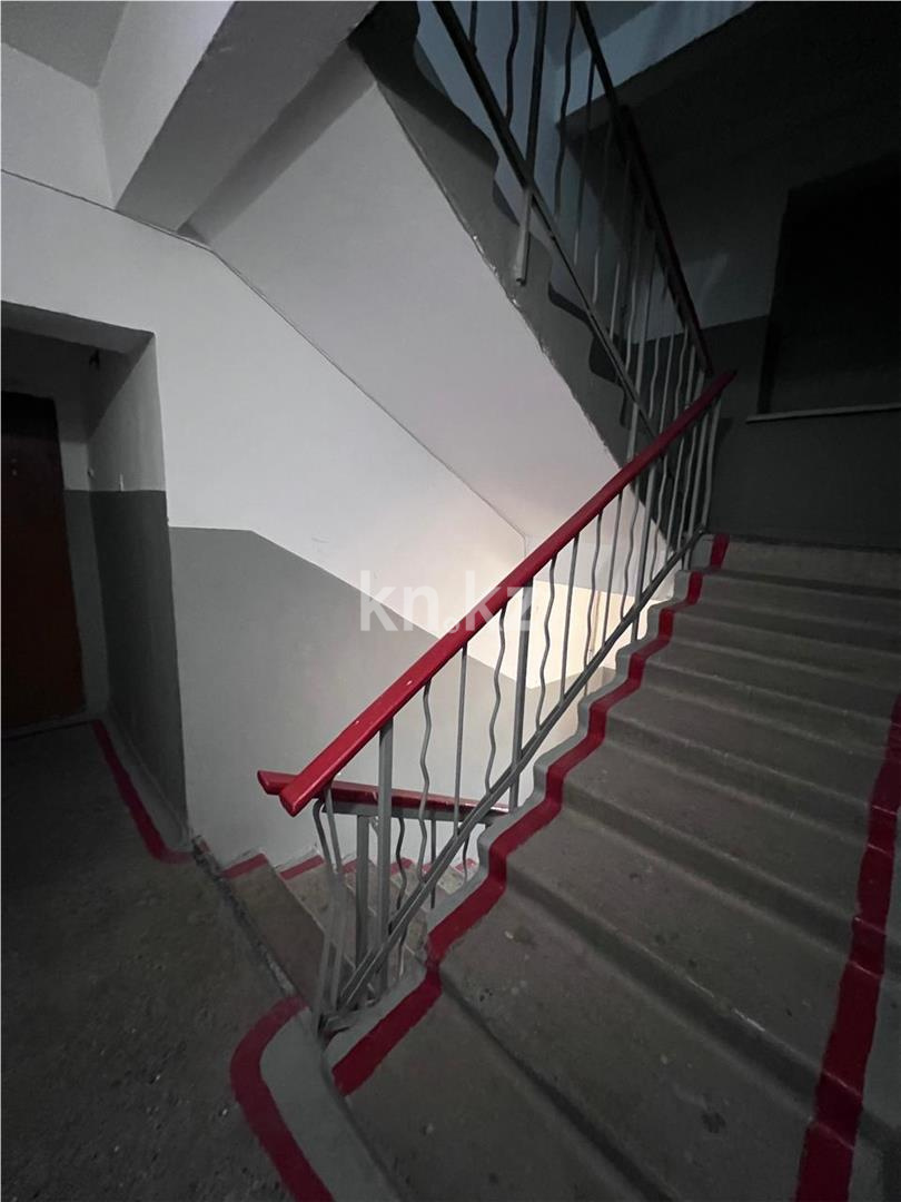 Продажа 3-комнатной квартиры, 62 м², ул. Гапеева, дом  1 - Продажа  трехкомнатных квартир в Караганде фото 14 из 15