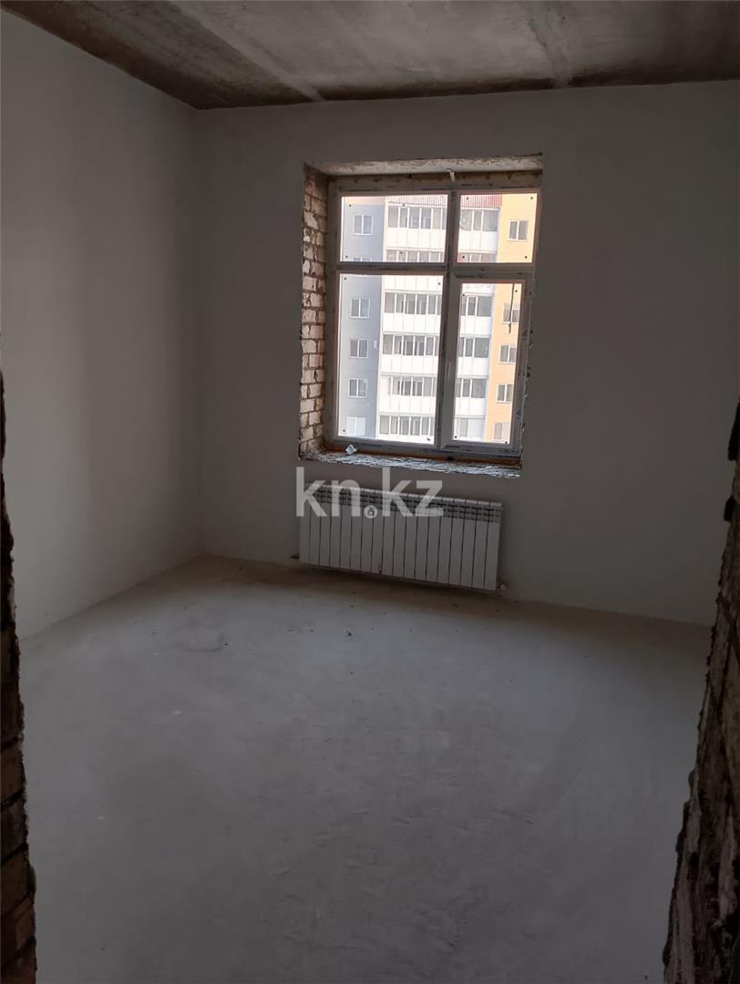 Продажа 2-комнатной квартиры, 70 м², пр. Строителей в Караганде - фото 3