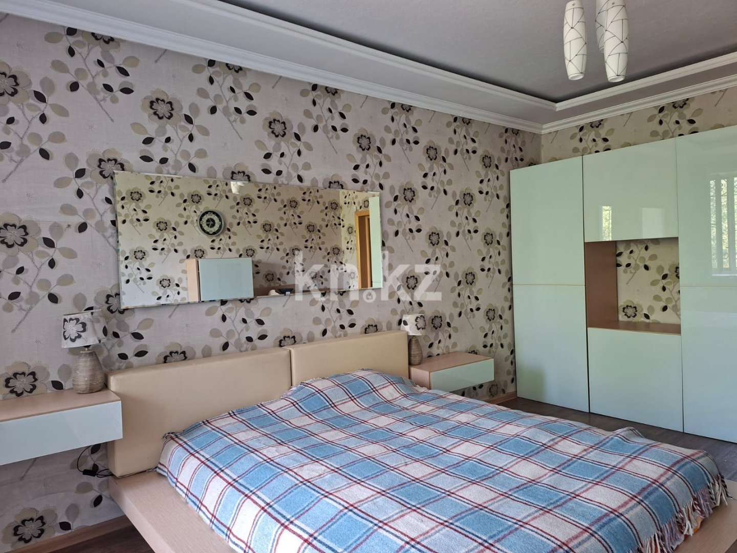 Продажа 5-комнатного дома, 385 м², мкр-н Городской аэропорт - Продажа домов и коттеджей в Караганде без посредников фото 5 из 10