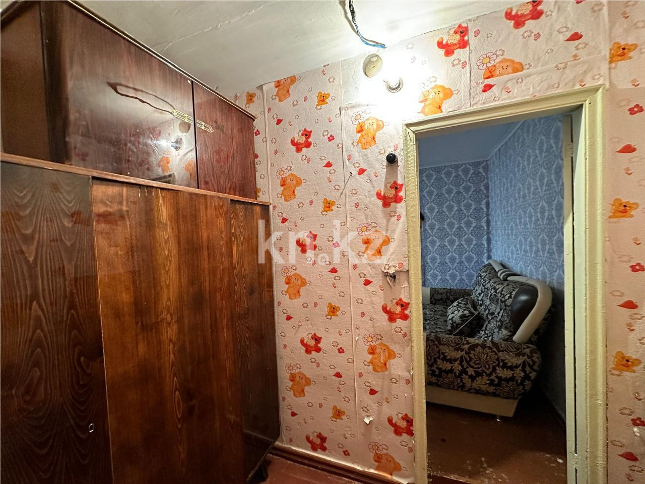 Продажа 3-комнатной квартиры, 42 м², мкр-н 12 - Продажа  трехкомнатных квартир в Караганде с фото фото 7 из 11