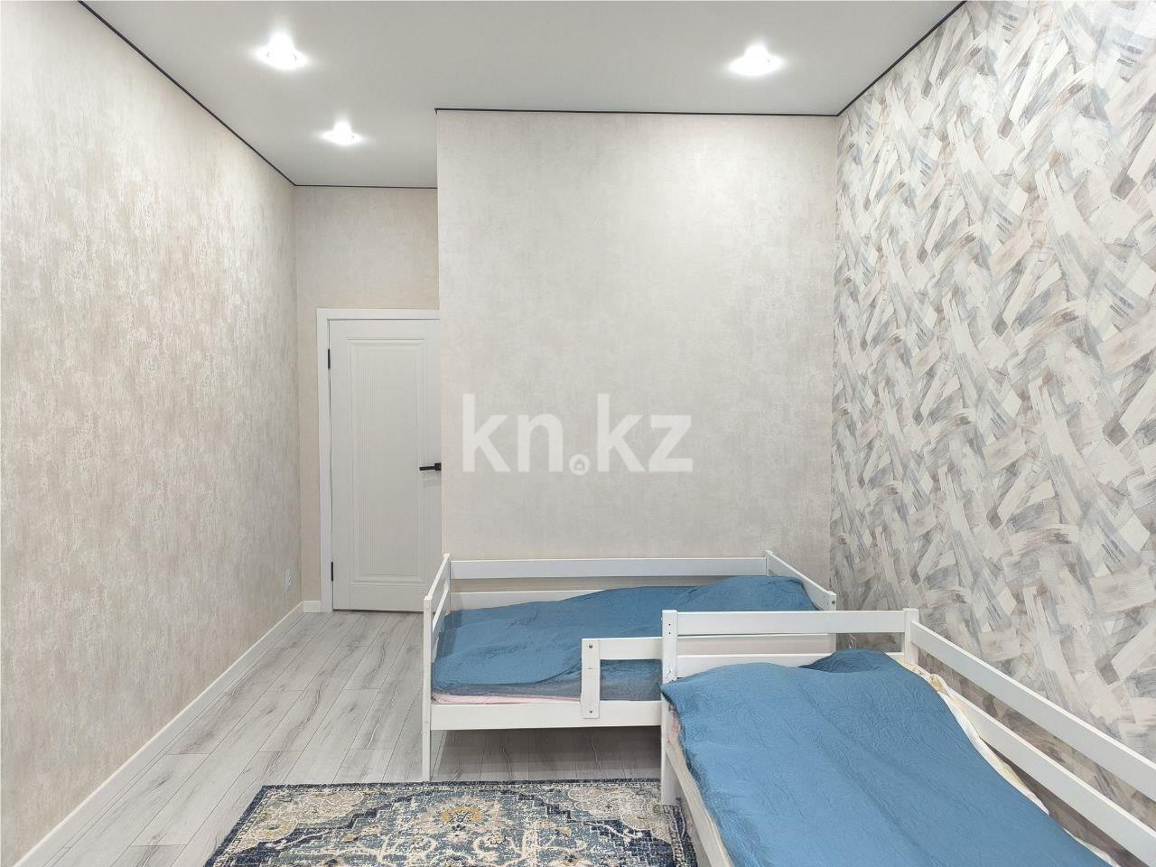 Продажа 3-комнатной квартиры, 89 м², ул. Букетова, дом  3/4 в Караганде - фото 7