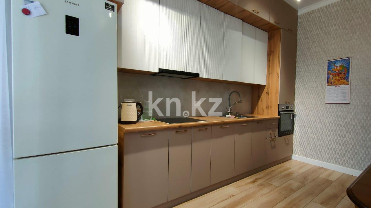 Продажа 2-комнатной квартиры, 60 м², ул. Муканова - Продажа  двухкомнатных квартир в Караганде фото 11 из 23