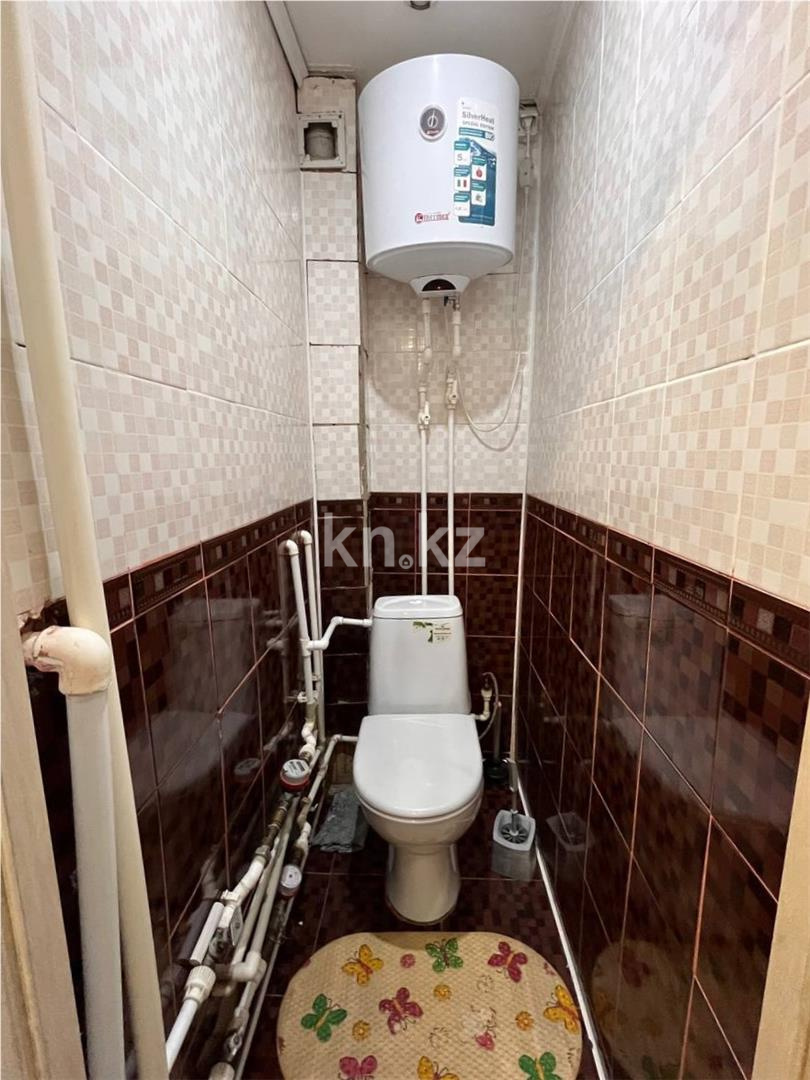 Продажа 4-комнатной квартиры, 75 м², пр. Республики, дом  18 - Продажа  четырехкомнатных квартир в Караганде фото 14 из 24