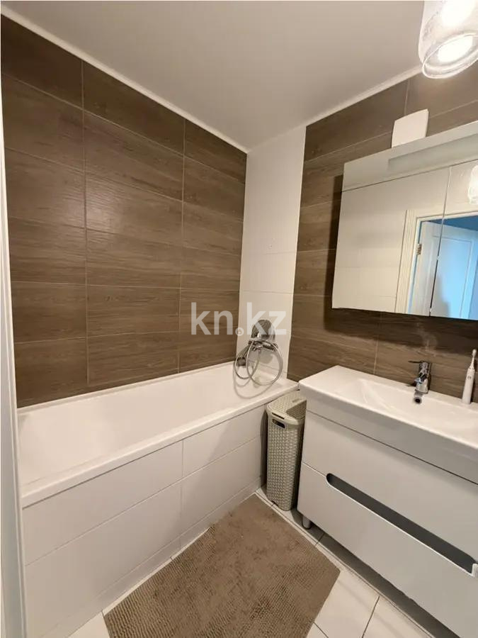 Продажа 3-комнатной квартиры, 57 м² - Продажа квартир от собственников в Караганде - страница 2 фото 4 из 6
