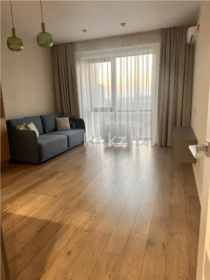 Продажа 3-комнатной квартиры, 70 м², ул. Толе би, дом  189/3 - Продажа  трехкомнатных квартир в Алматы фото 1 из 6