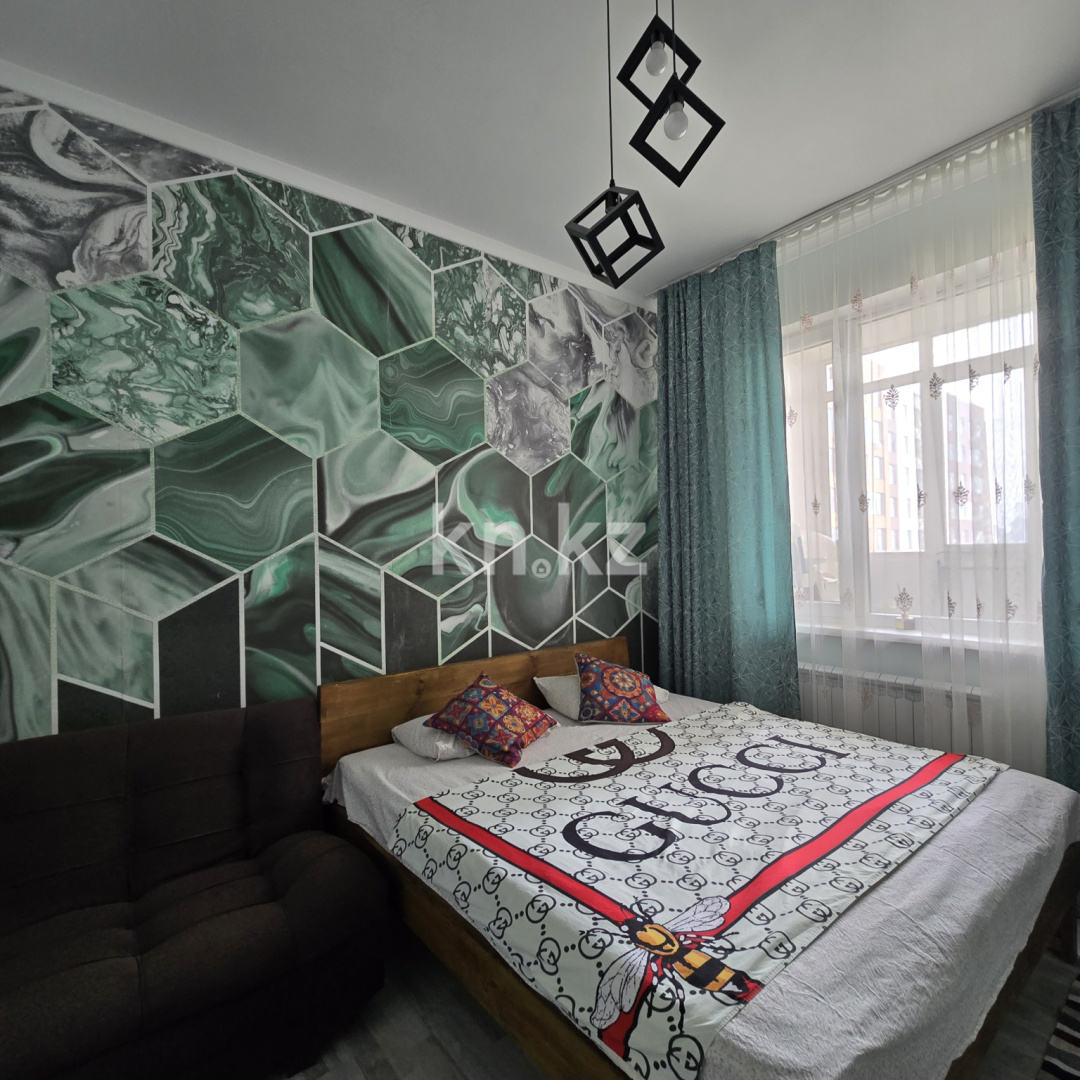 Аренда 3-комнатной квартиры посуточно, 75 м², ул. Кенесары, дом  4 - Аренда квартир посуточно в Астане без посредников фото 1 из 4