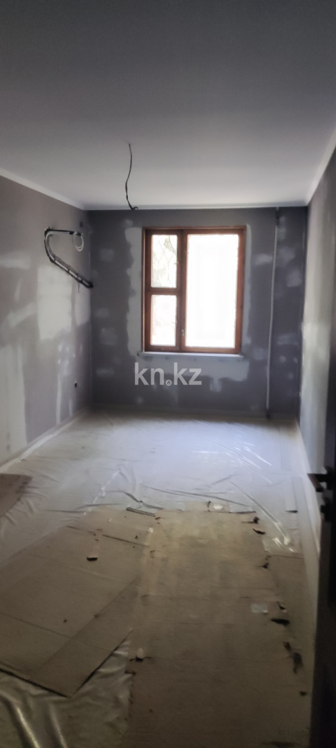 Продажа 4-комнатной квартиры, 100 м², Богенбай батыра (Кирова), дом  192 - ул. Шагабутдинова - Продажа  четырехкомнатных квартир в Алматы с фото фото 1 из 17