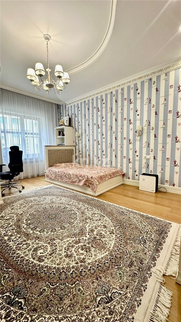 Продажа 4-комнатной квартиры, 159 м², пр. Кабанбай батыра в Астане - фото 5