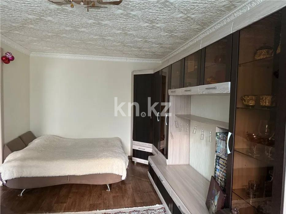 Продажа 1-комнатной квартиры, 33 м², пр. Металлургов, дом  7 - Продажа жилой и коммерческой недвижимости в Темиртау фото 2 из 5