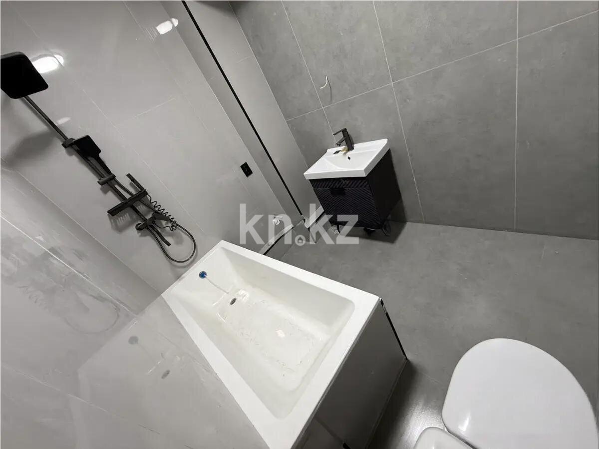 Продажа 2-комнатной квартиры, 60 м² в Астане - фото 4