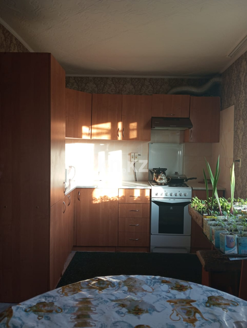 Продажа 3-комнатного дома, 76 м², ул. Дружбы, дом  68 - Продажа домов и коттеджей в Караганде без посредников фото 3 из 10