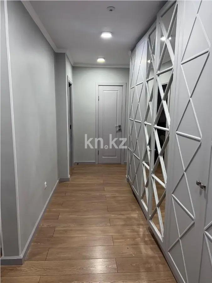 Продажа 3-комнатной квартиры, 65 м², мкр-н Самал-2, дом  53 в Алматы - фото 3