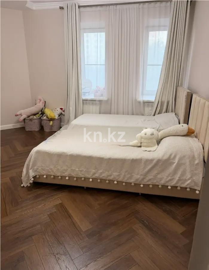 Продажа 4-комнатной квартиры, 140 м² в Алматы