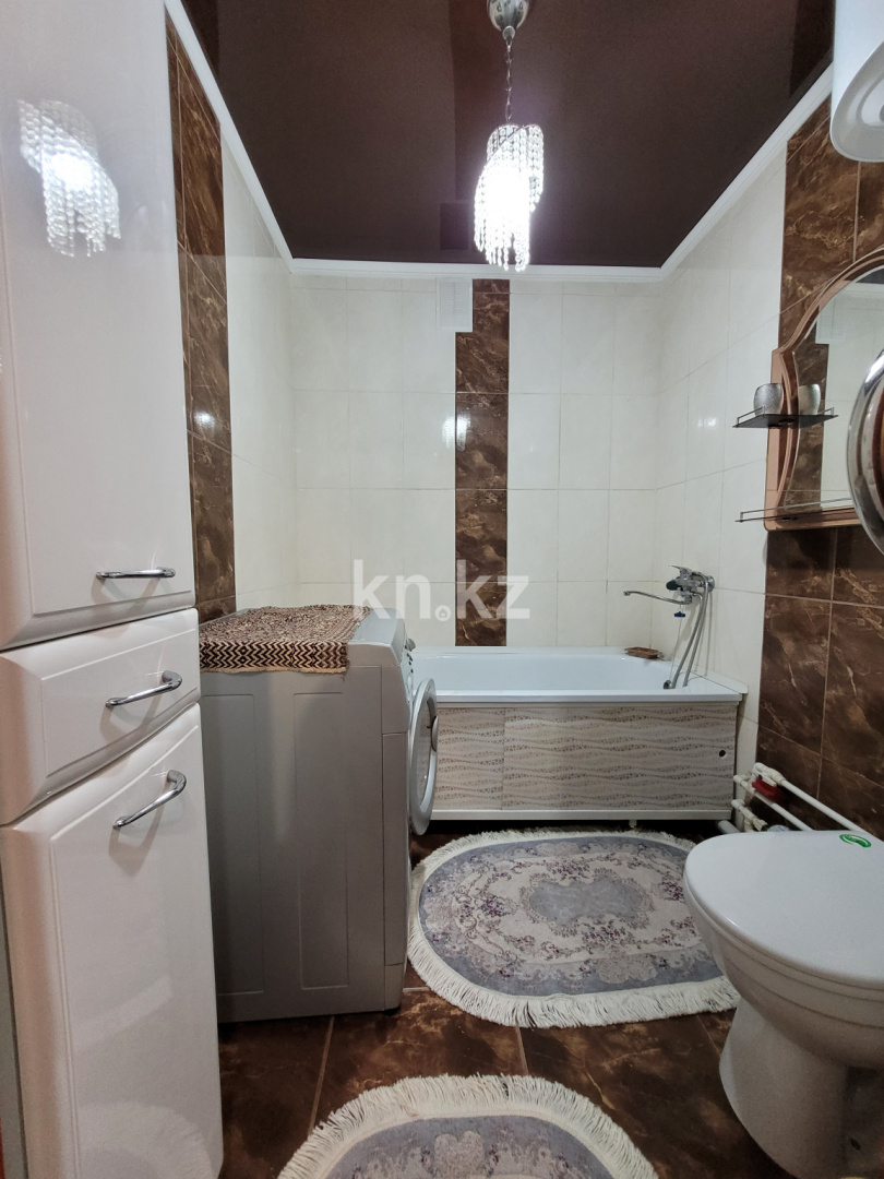 Продажа 2-комнатной квартиры, 35.2 м² - Продажа квартир в Караганде - страница 2 фото 13 из 18