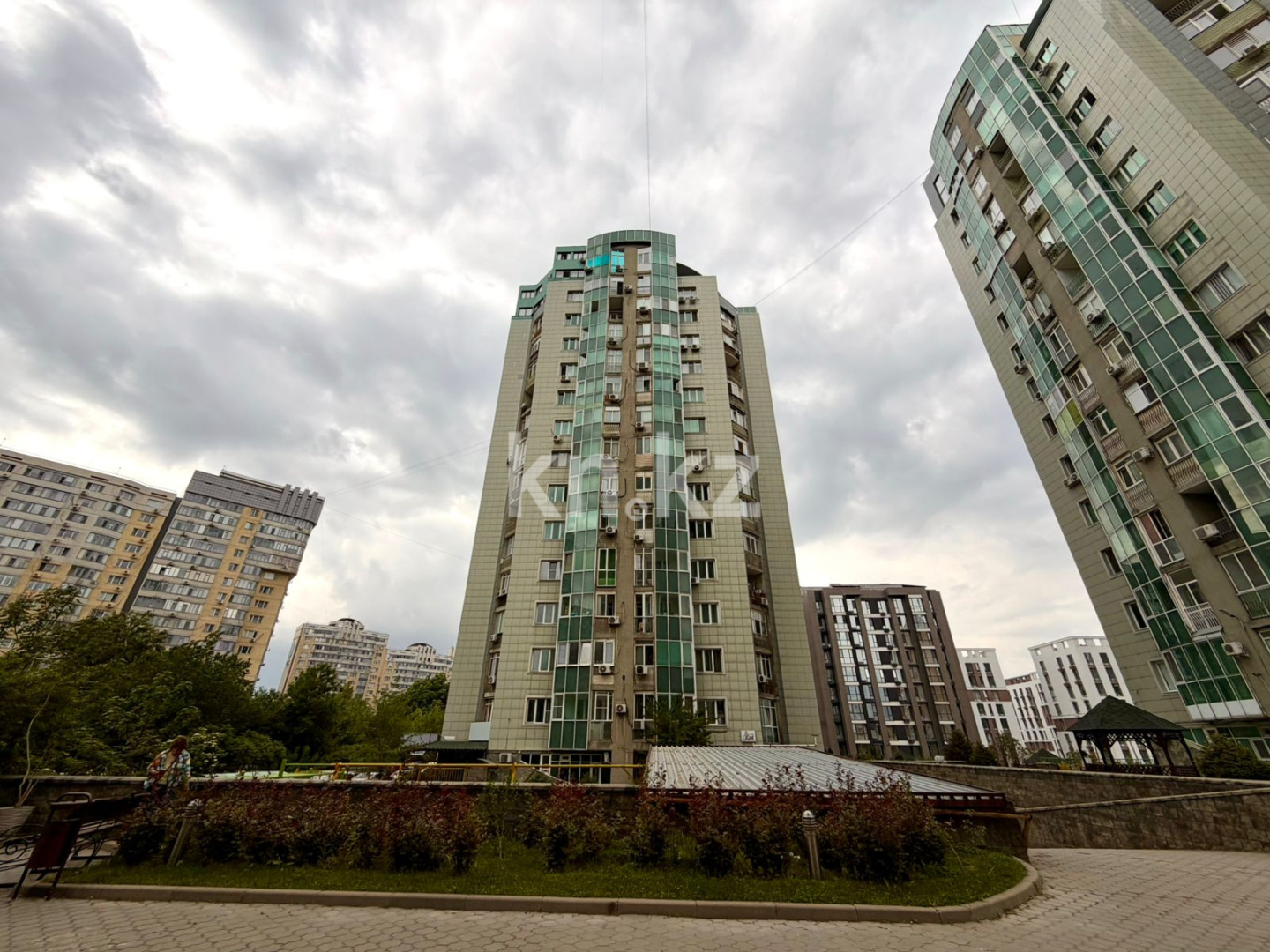 Продажа 4-комнатной квартиры, 138.6 м² - Продажа четырехкомнатных квартир в Алматы фото 27 из 31