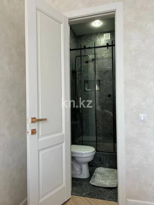 Продажа 4-комнатной квартиры, 113 м², пр. Шахтеров, дом  73/1 - Продажа квартир в Караганде фото 6 из 8