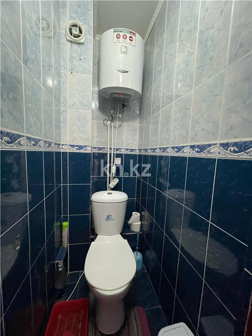 Продажа 3-комнатной квартиры, 63 м², ул. Гапеева - Продажа  трехкомнатных квартир в Караганде фото 10 из 13