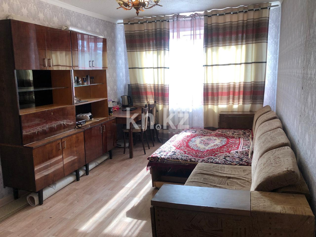 Продажа 3-комнатной квартиры, 62 м², 1 кв-л, дом  16 - Продажа  трехкомнатных квартир в Караганде с фото фото 1 из 11