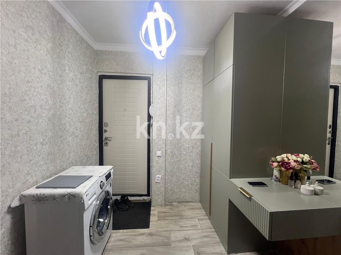 Продажа 3-комнатной квартиры, 61 м², мкр-н 18 в Караганде - фото 16