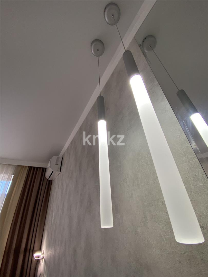 Продажа 3-комнатной квартиры, 76 м², мкр-н Степной-3, дом  2/3 - Продажа  трехкомнатных квартир в Караганде фото 11 из 33